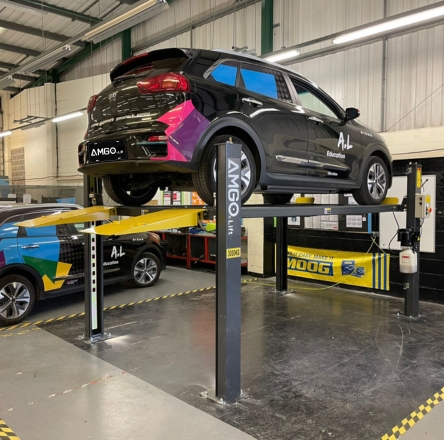  UK Garage Parking Solution